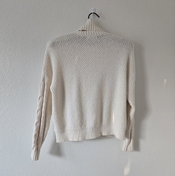 Madewell Cable Knitted Turtleneck Sweater in Antique Cream Color size Medium - Picture 7 of 15